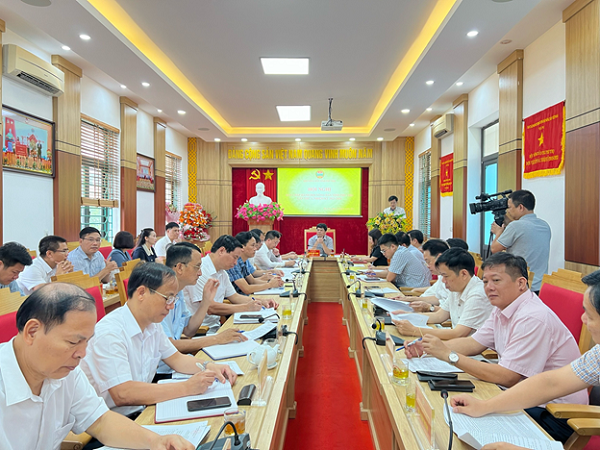 SƠ KẾT CÔNG TÁC HỘI VÀ PHONG TRÀO NÔNG DÂN 6 THÁNG ĐẦU NĂM, TRIỂN KHAI NHIỆM VỤ 6 THÁNG CUỐI NĂM 2024